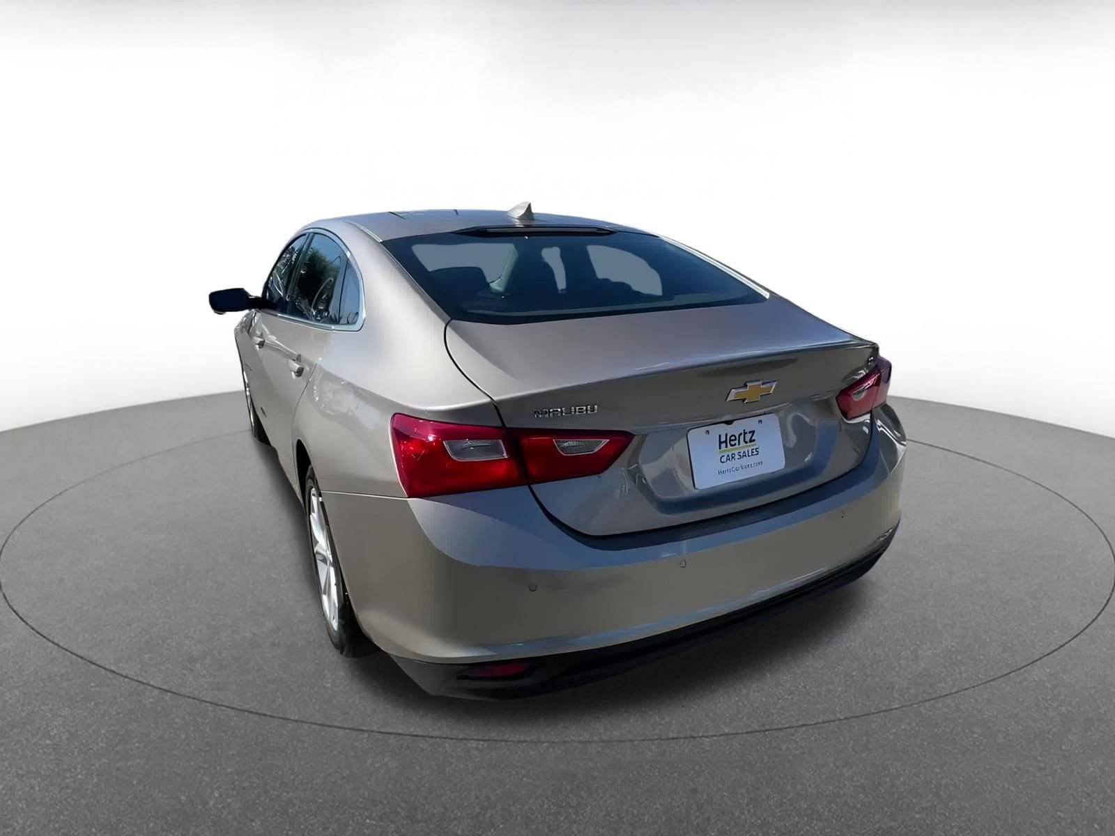 Thumbnail: 2023 Chevrolet Malibu - 11