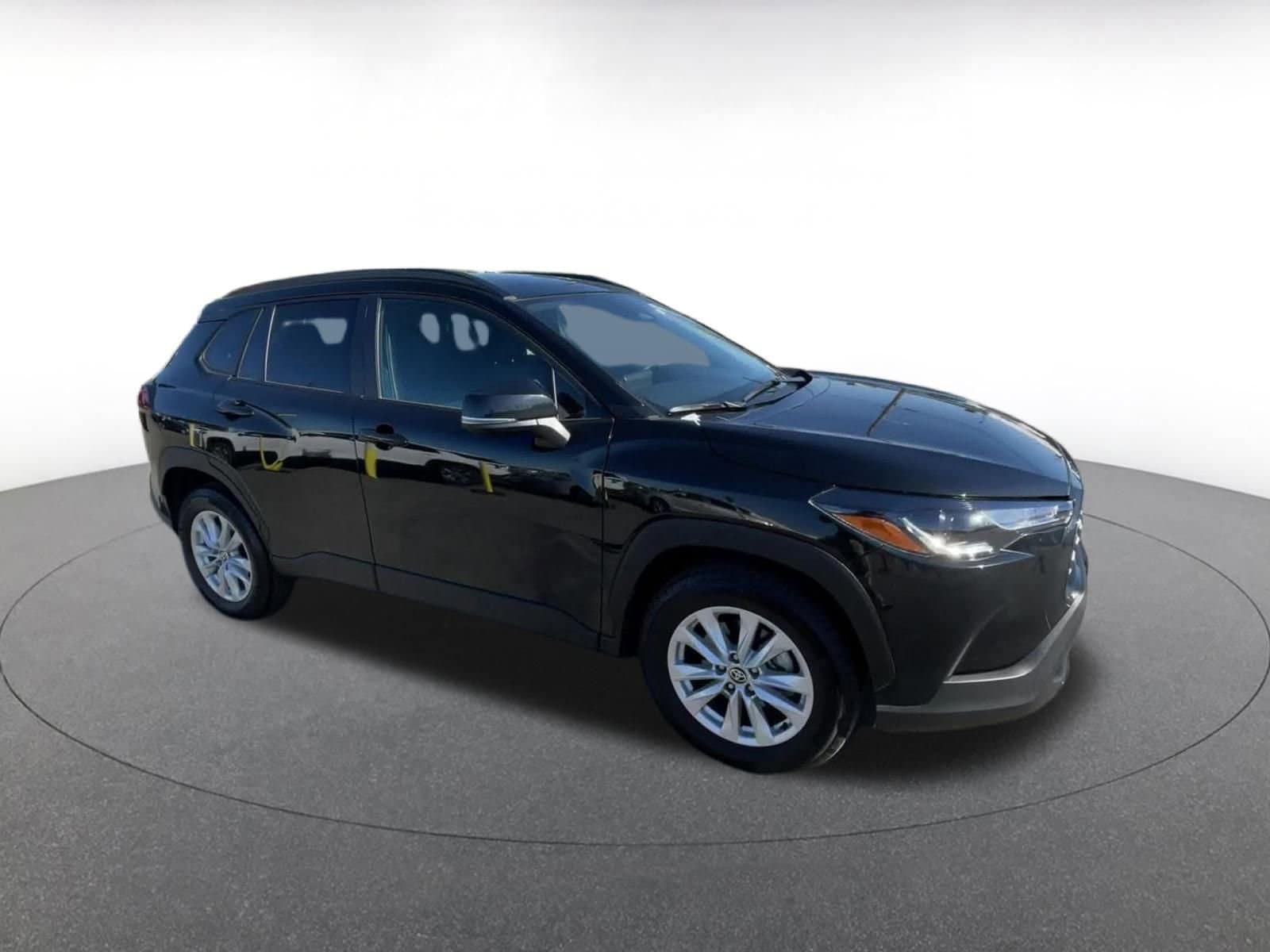 Thumbnail: 2025 Toyota Corolla Cross - 2