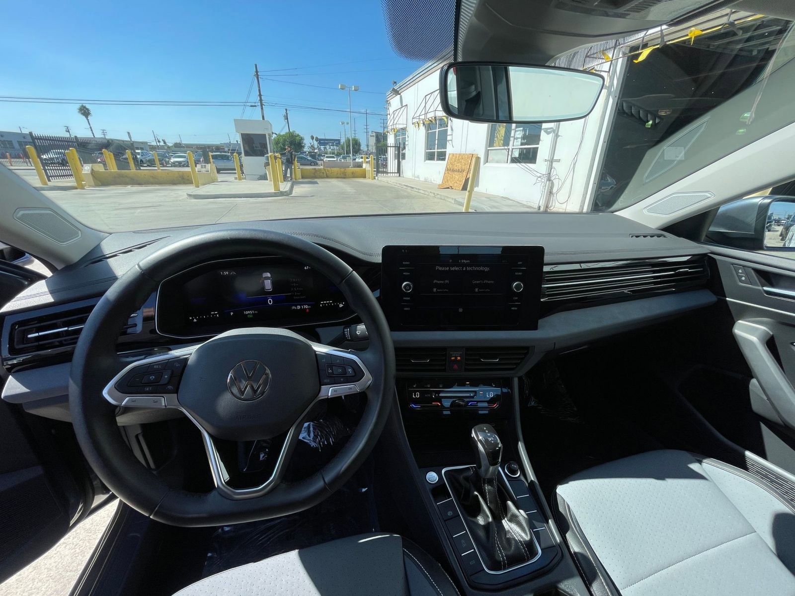 Thumbnail: 2025 Volkswagen Jetta - 33