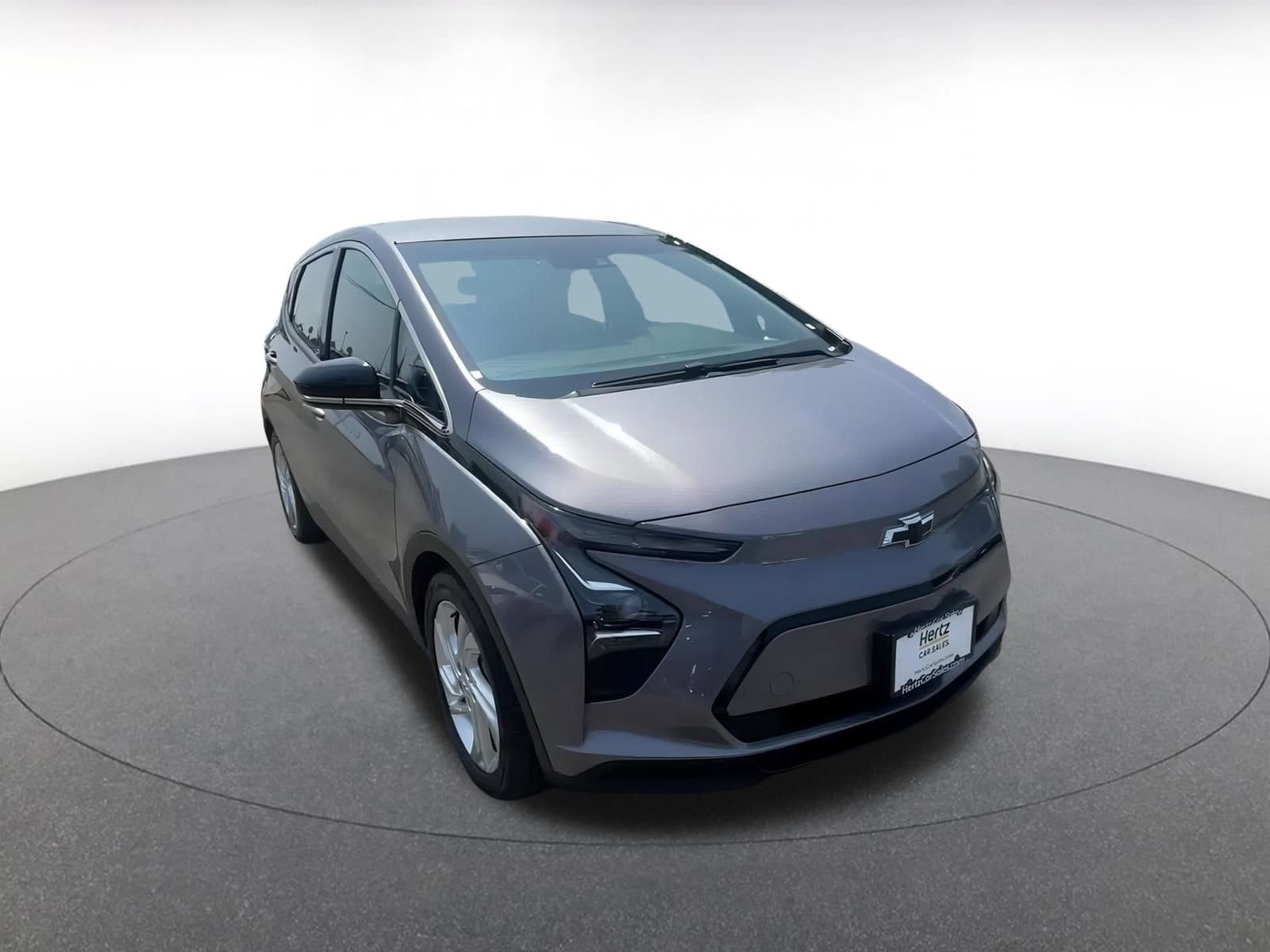 Thumbnail: 2023 Chevrolet Bolt EV - 3