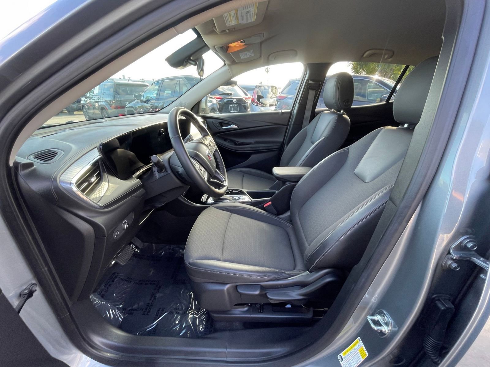 Thumbnail: 2025 Buick Encore GX - 27