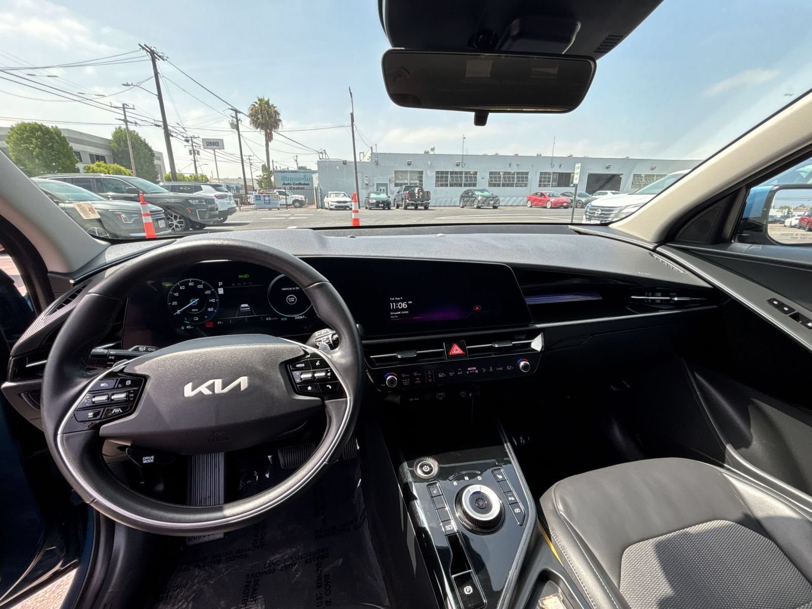 Thumbnail: 2024 Kia Niro - 10