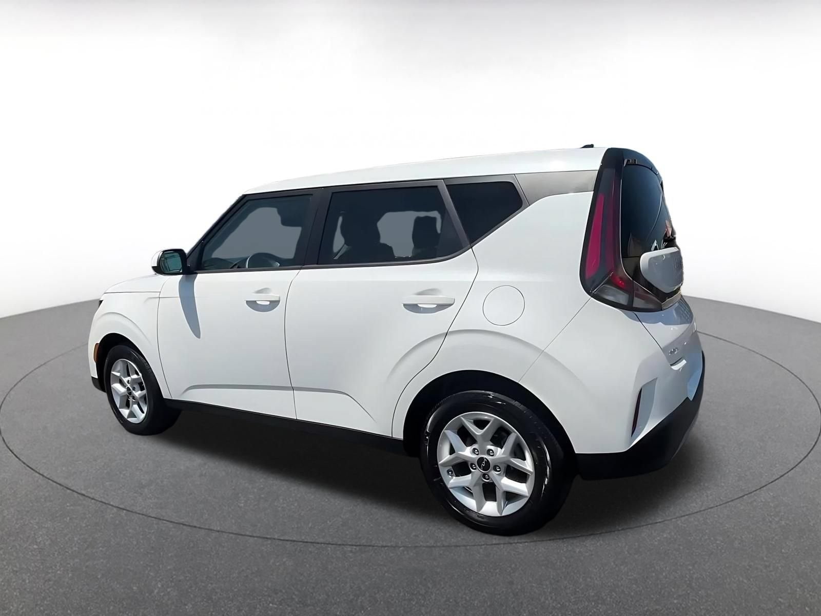 Thumbnail: 2025 Kia Soul - 10