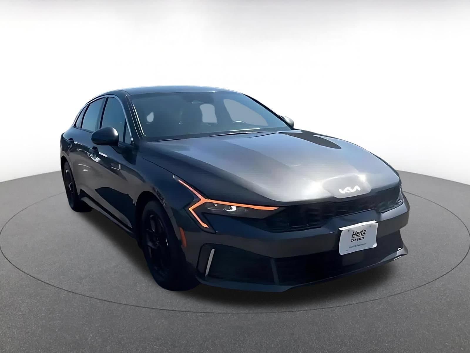 Thumbnail: 2025 Kia K5 - 3