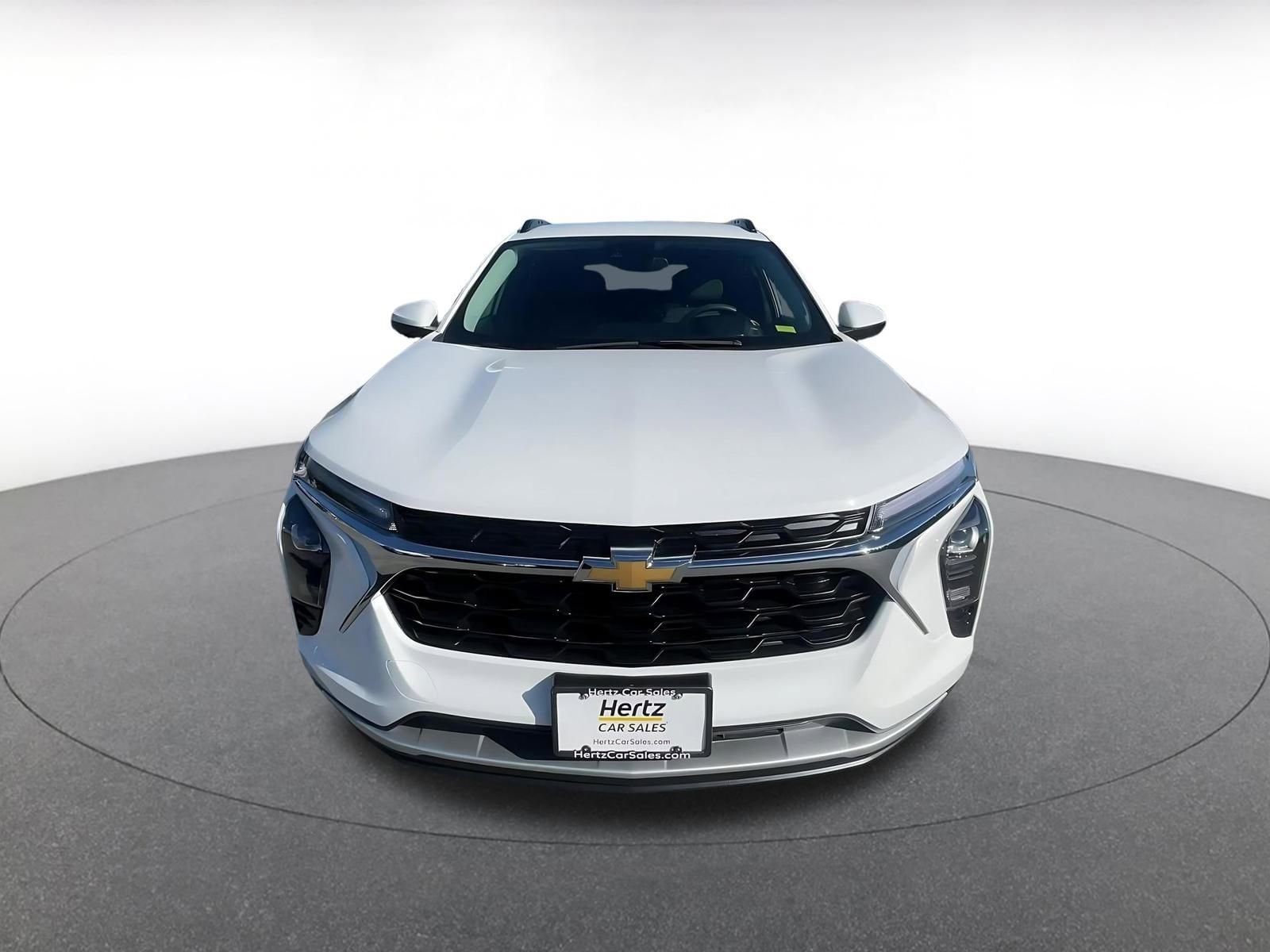 Thumbnail: 2025 Chevrolet Trax - 4