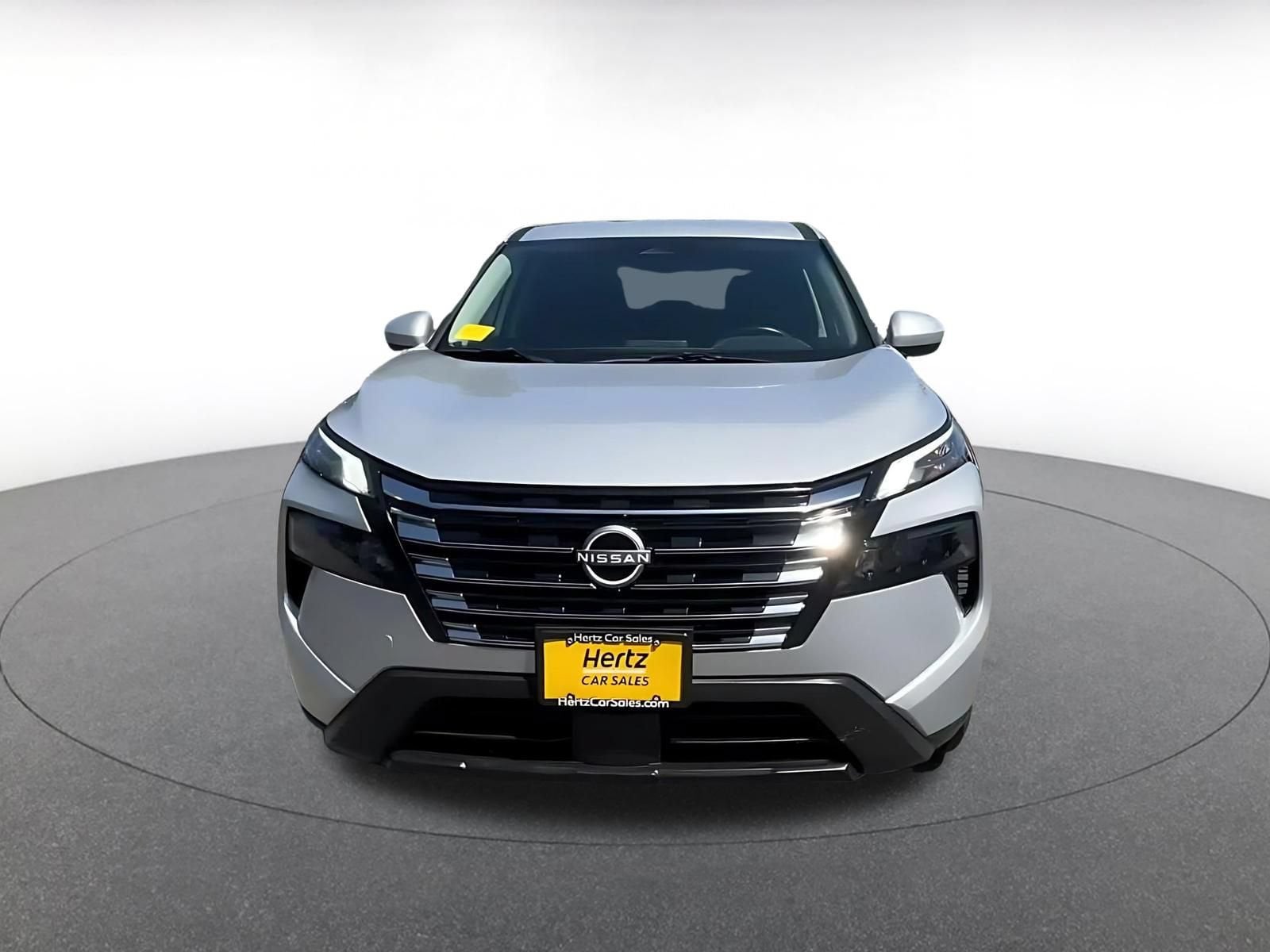 Thumbnail: 2025 Nissan Rogue - 4