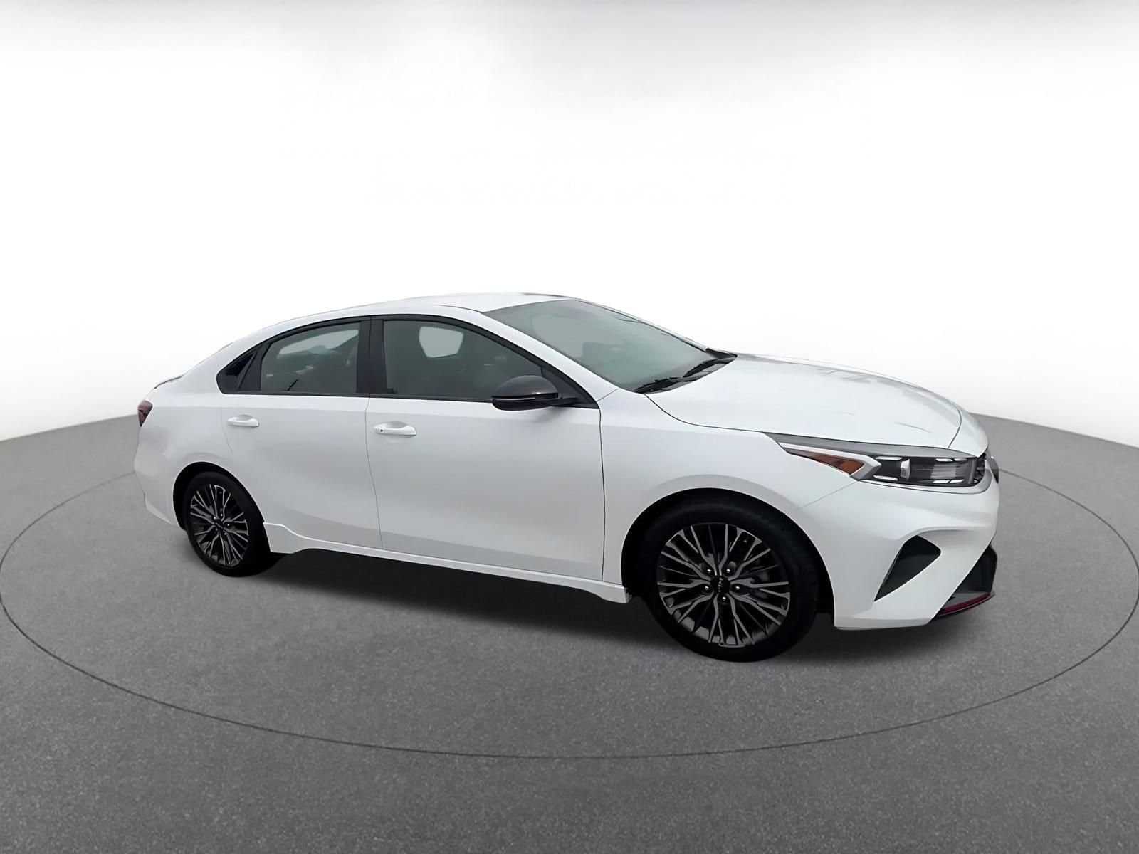 Thumbnail: 2023 Kia Forte - 2
