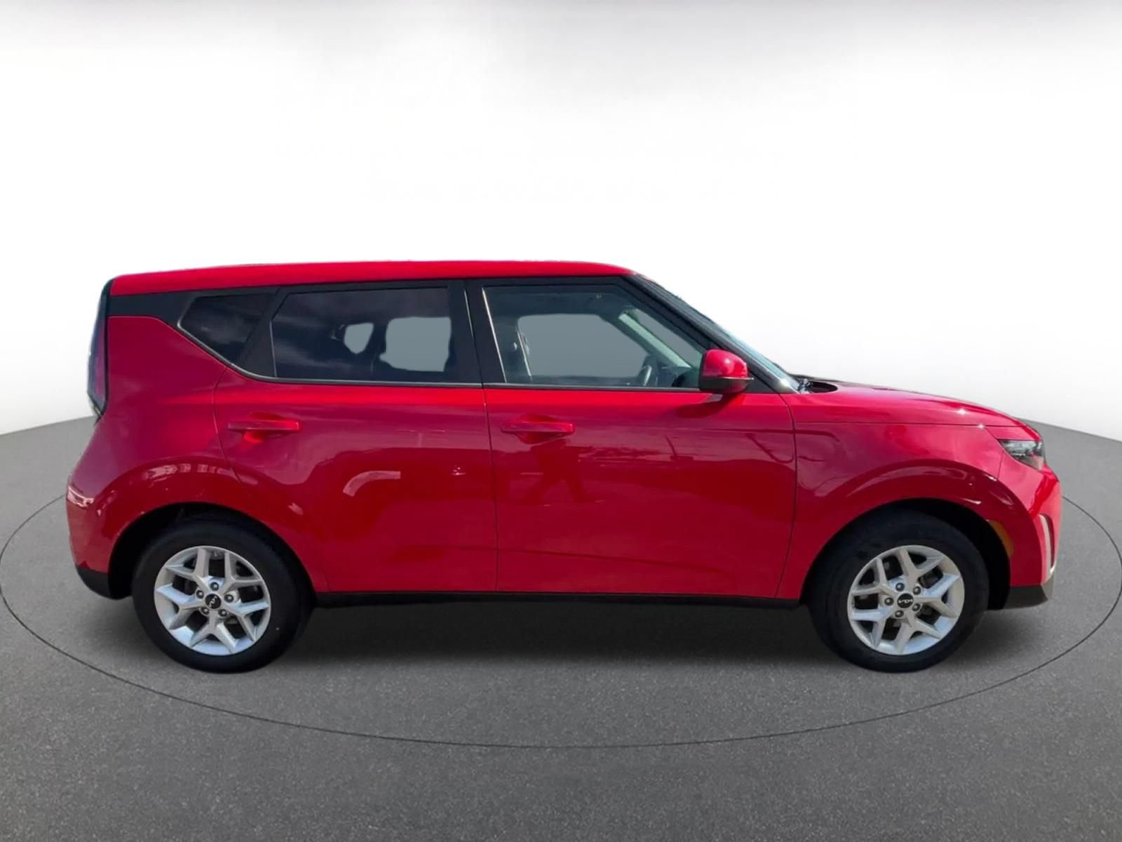 Thumbnail: 2025 Kia Soul - 13