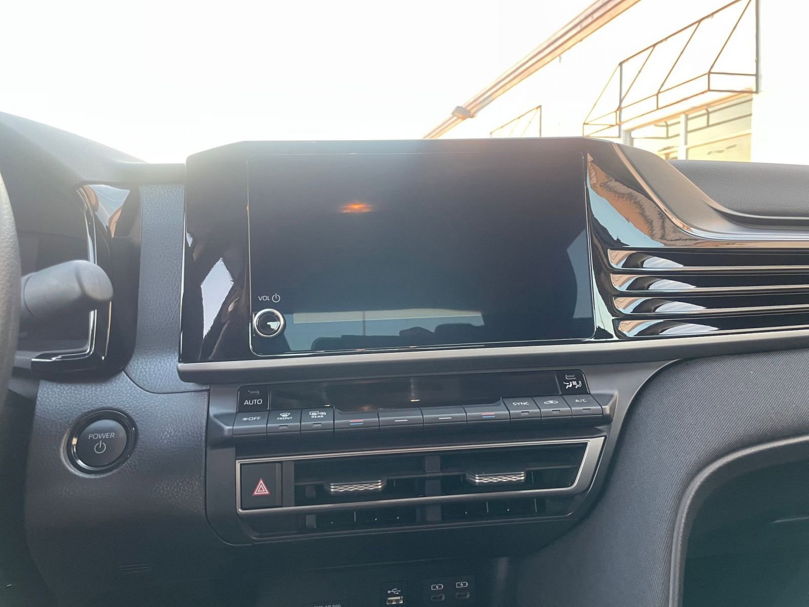 Thumbnail: 2025 Toyota Camry - 18