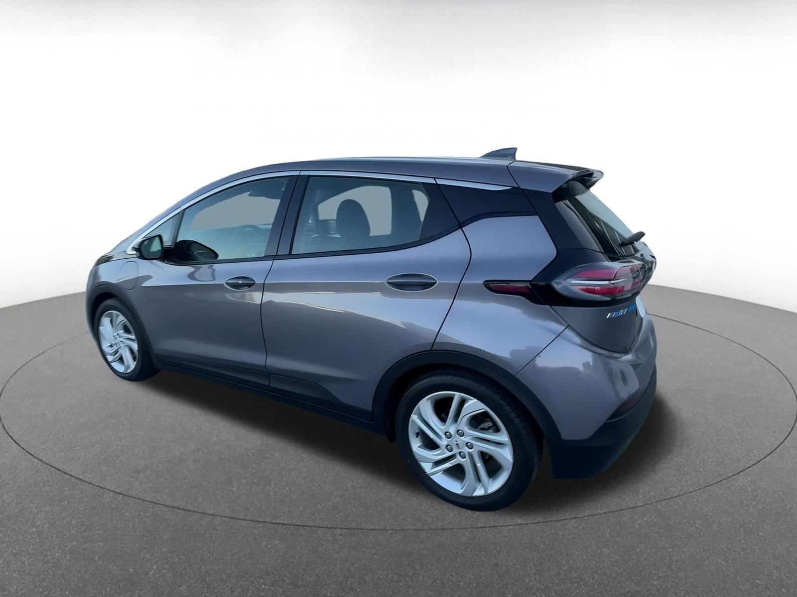 Thumbnail: 2023 Chevrolet Bolt EV - 10