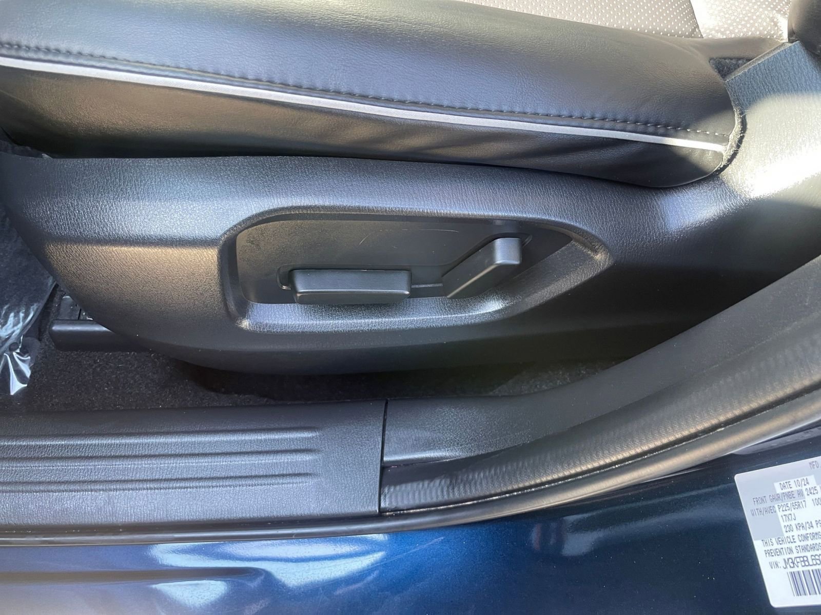 Thumbnail: 2025 Mazda CX-5 - 23