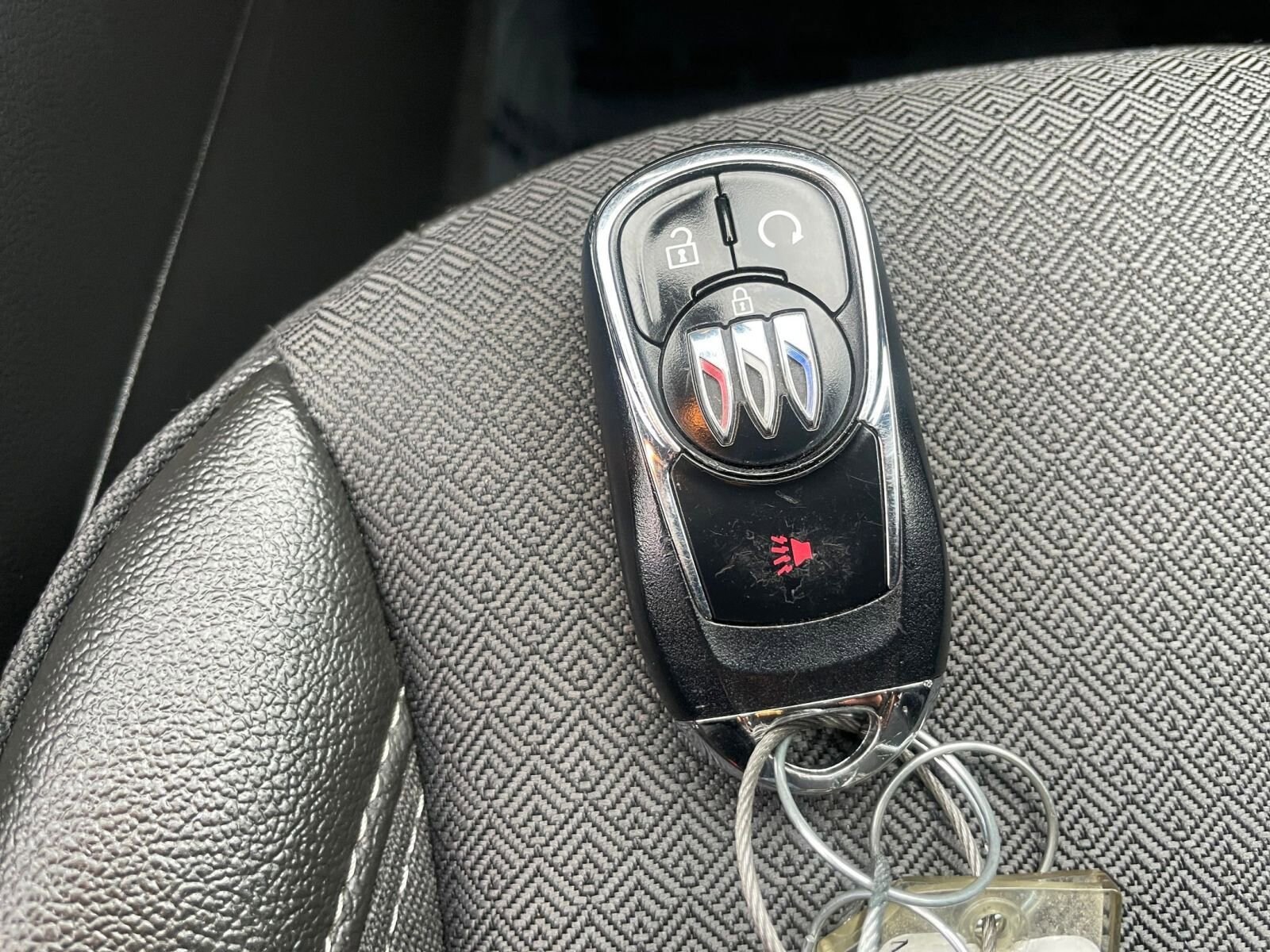 Thumbnail: 2025 Buick Encore GX - 21