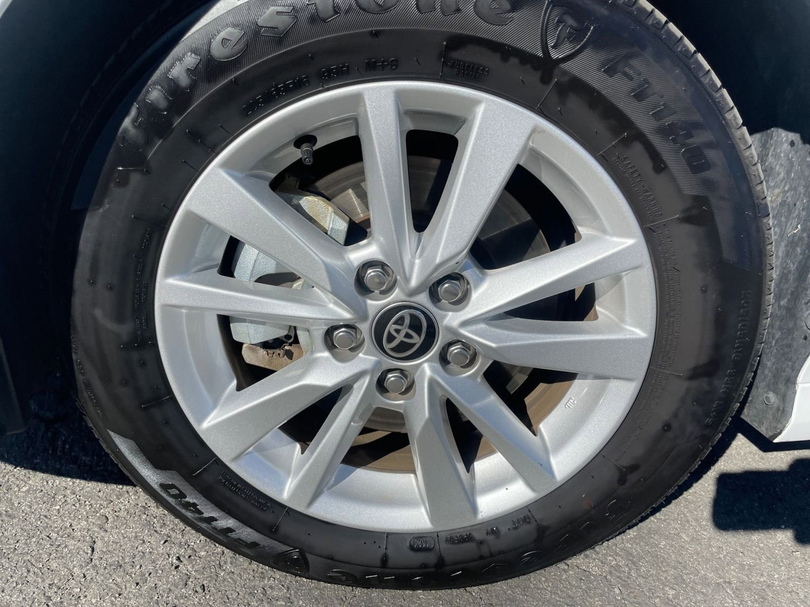 Thumbnail: 2025 Toyota Camry - 30