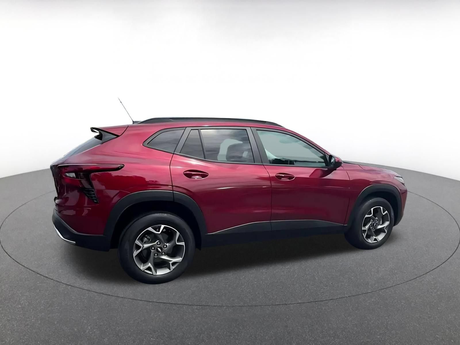 Thumbnail: 2025 Chevrolet Trax - 12