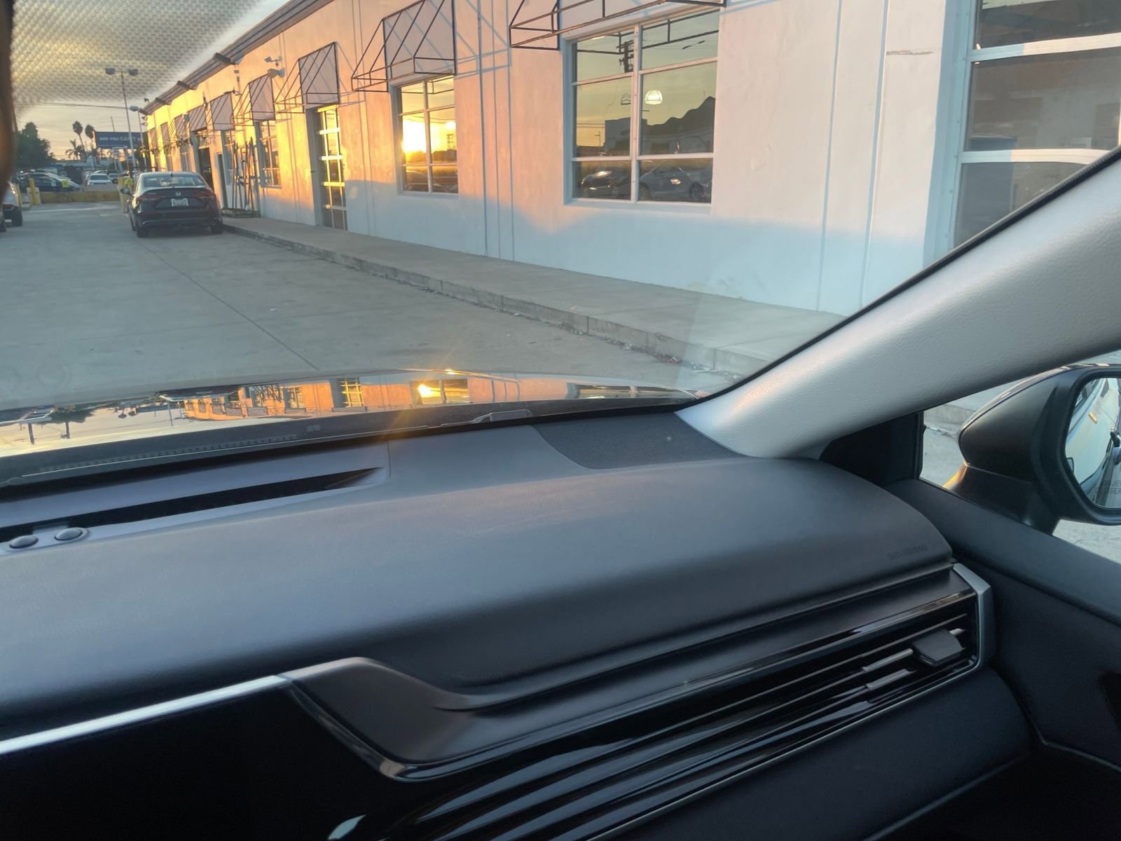 Thumbnail: 2025 Toyota Camry - 35