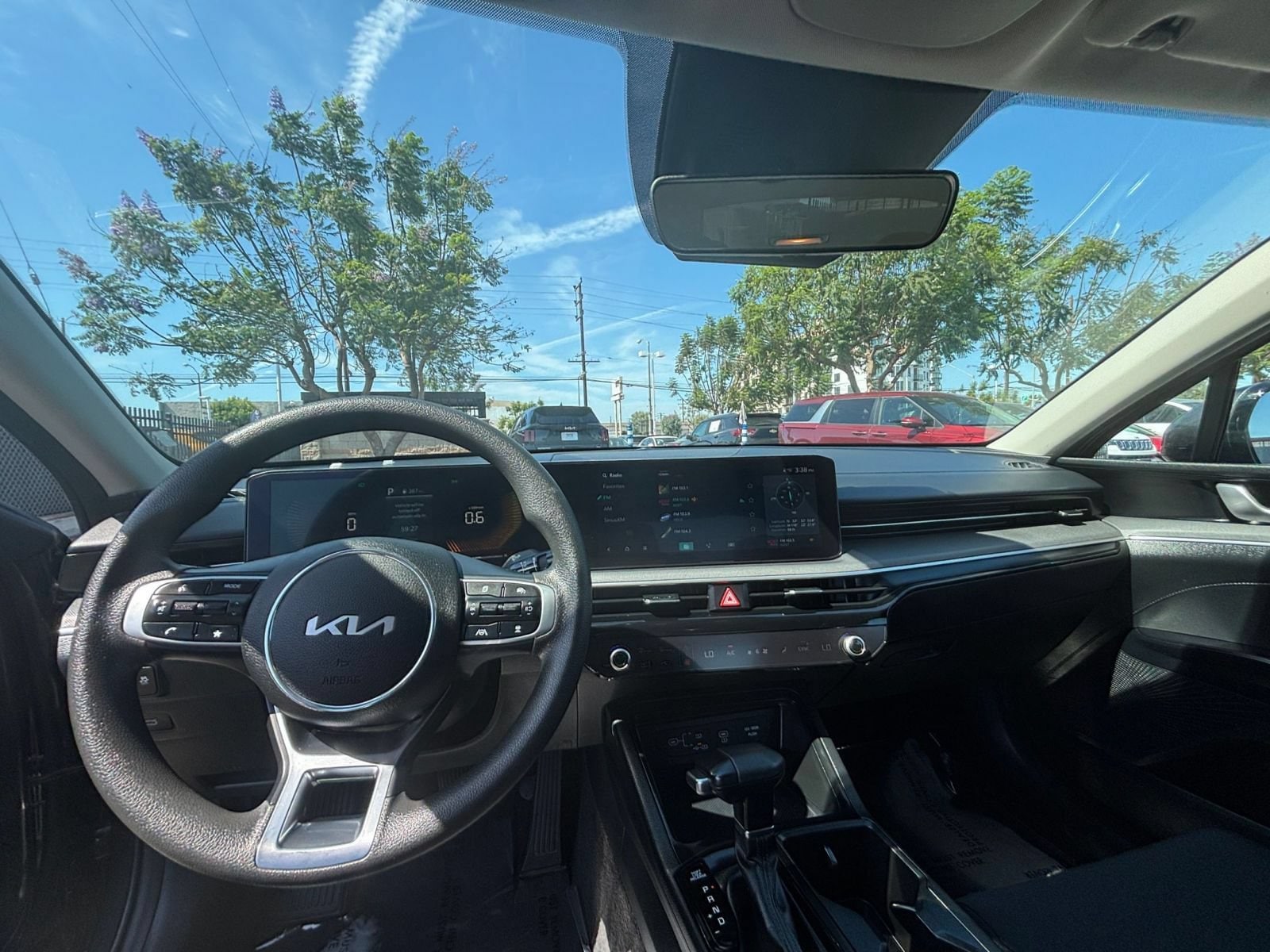 Thumbnail: 2025 Kia K5 - 34