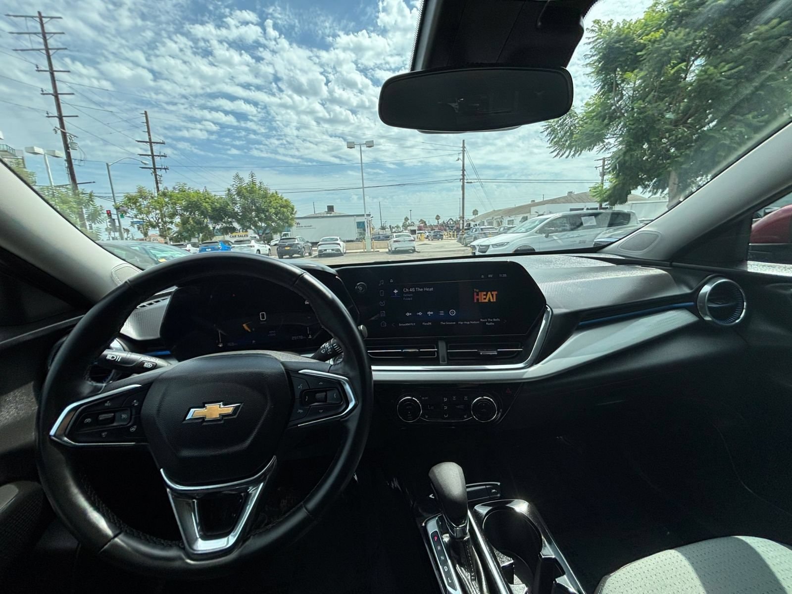 Thumbnail: 2025 Chevrolet Trax - 28