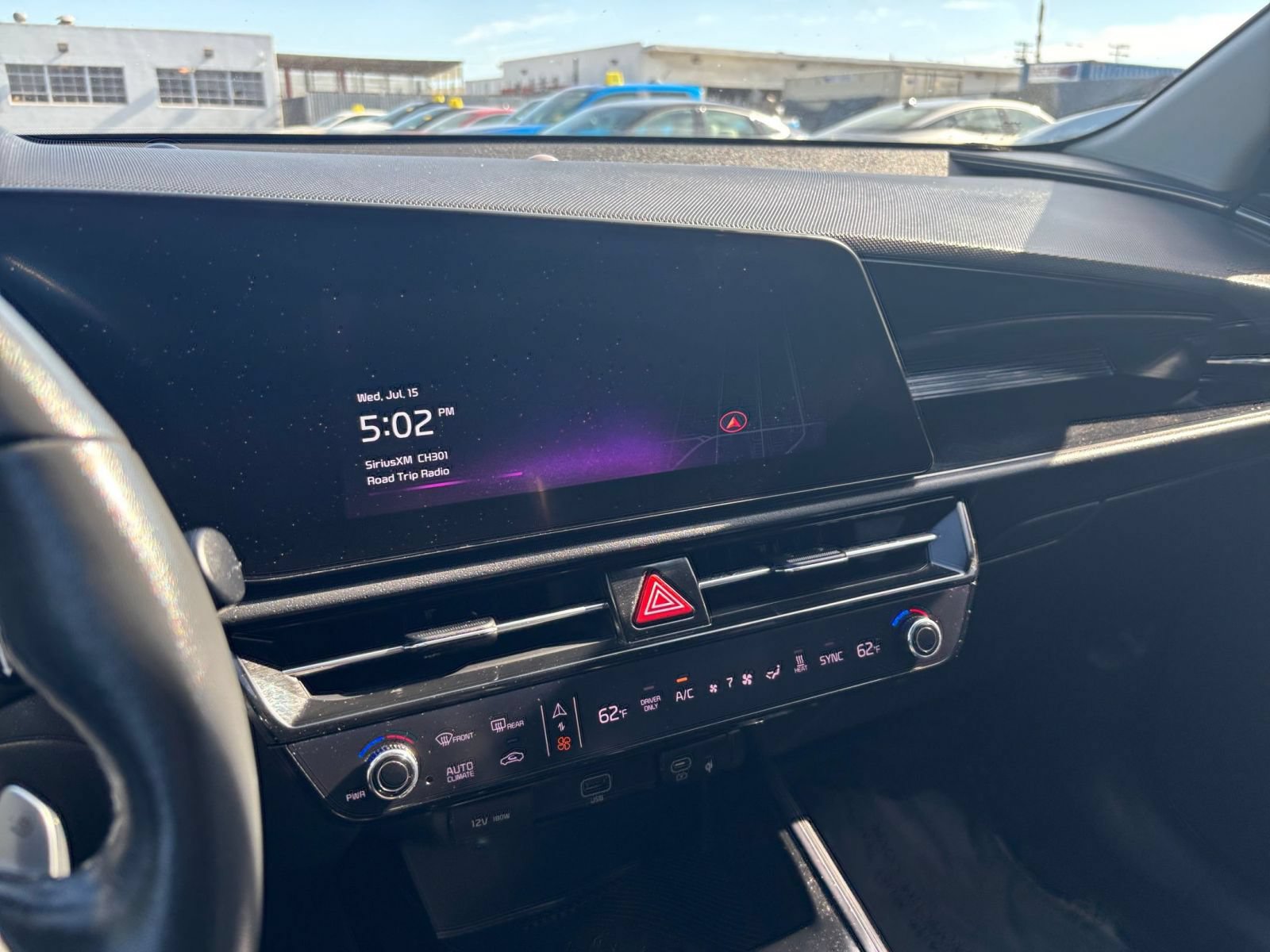 Thumbnail: 2023 Kia Niro - 19