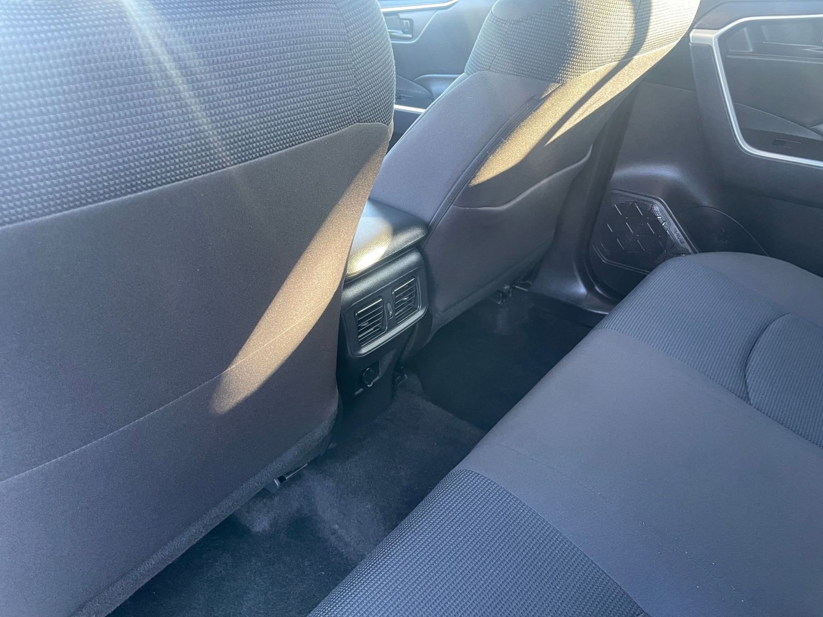 Thumbnail: 2025 Toyota RAV4 - 24