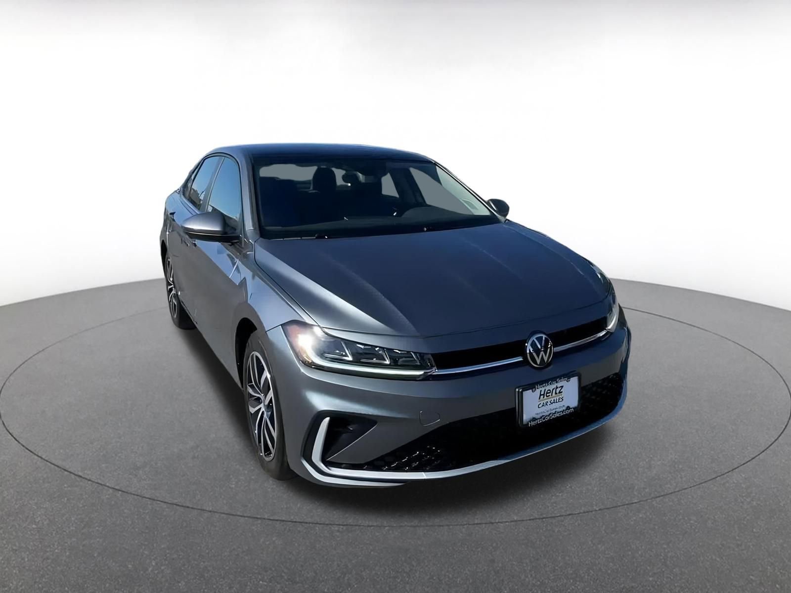 Thumbnail: 2025 Volkswagen Jetta - 3