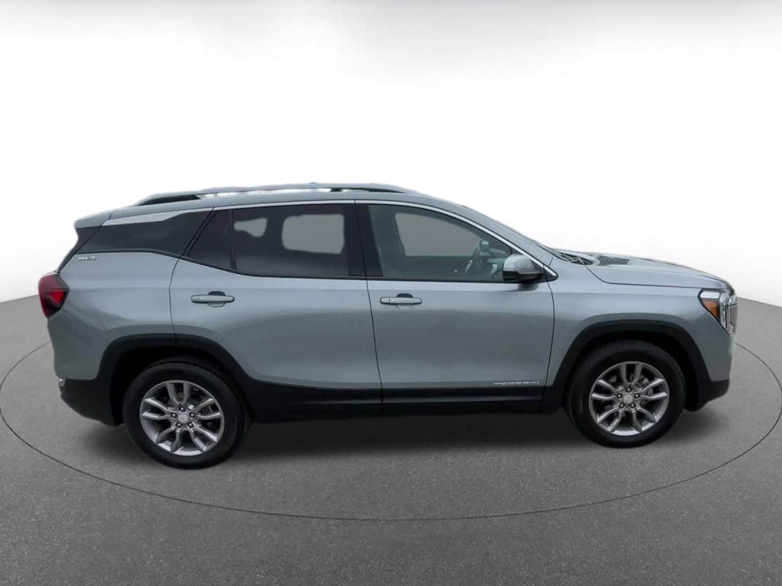 Thumbnail: 2024 GMC Terrain - 16