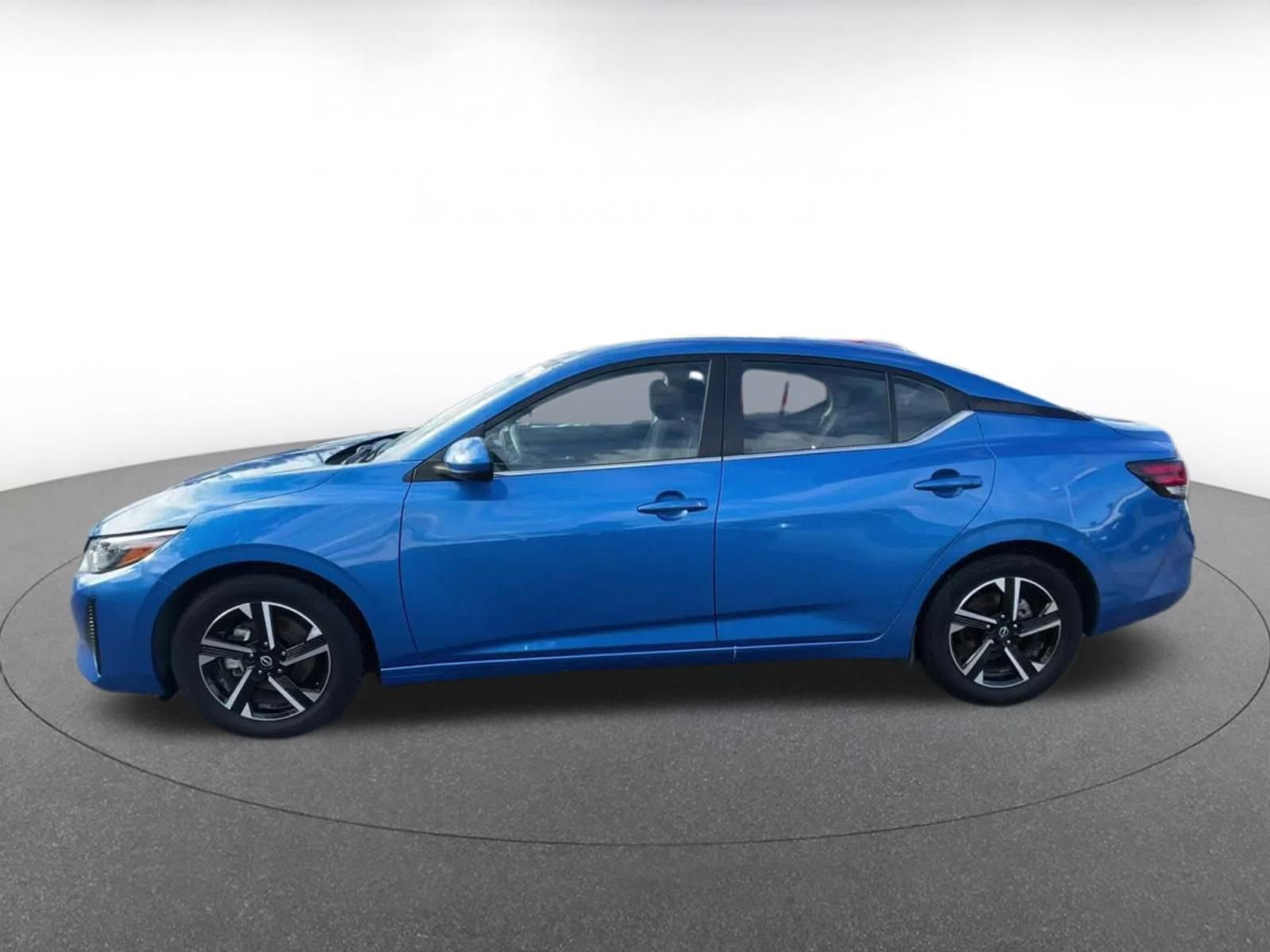 Thumbnail: 2025 Nissan Sentra - 9