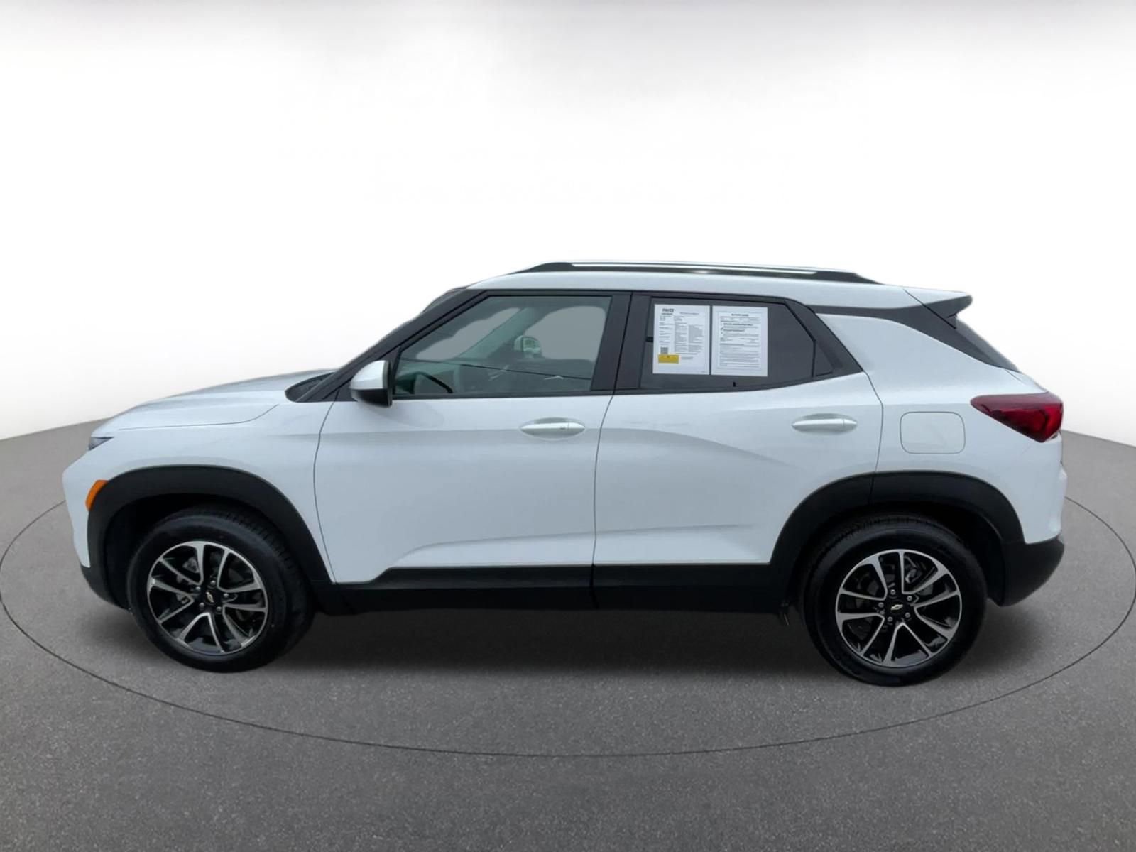 Thumbnail: 2025 Chevrolet TrailBlazer - 9