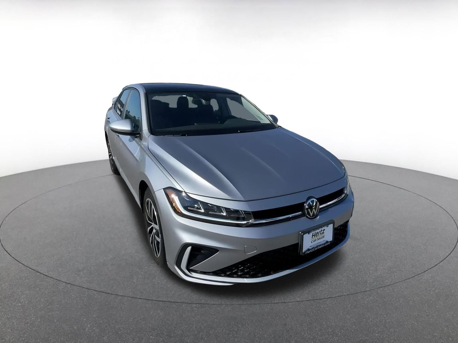 Thumbnail: 2025 Volkswagen Jetta - 3