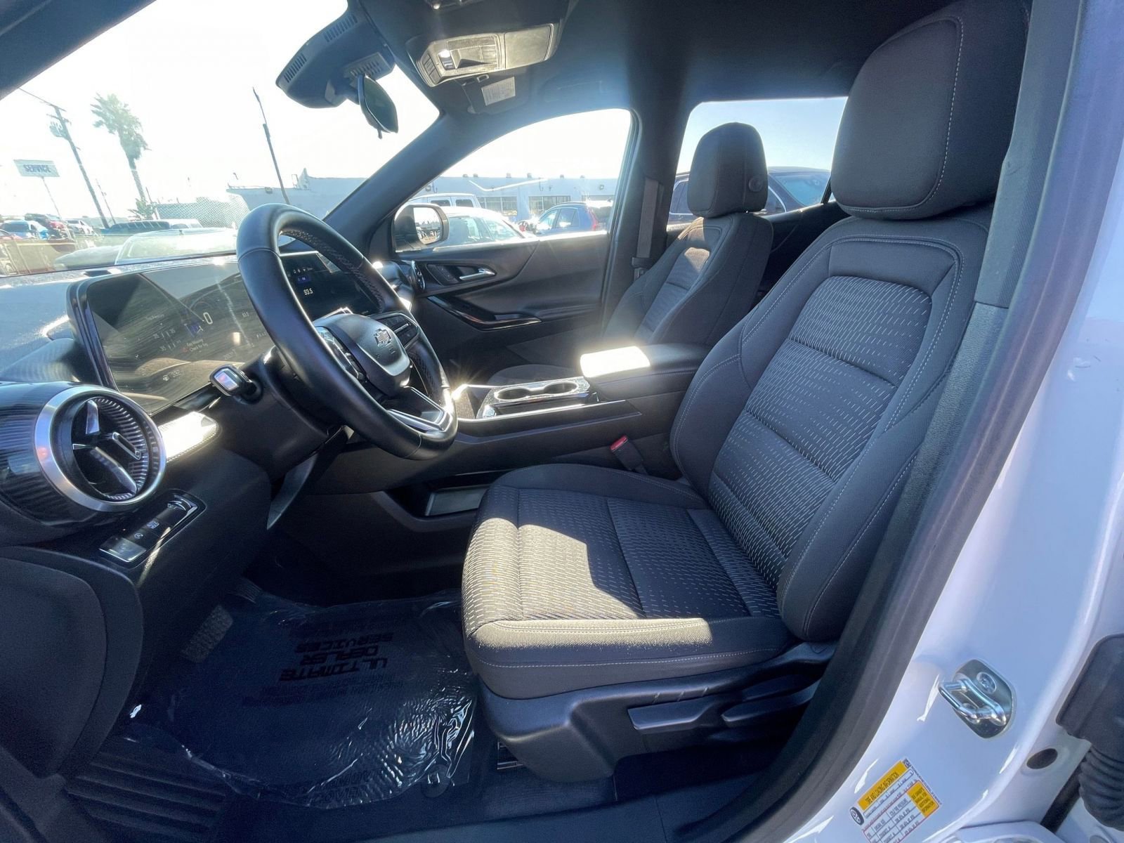 Thumbnail: 2025 Chevrolet Equinox - 27