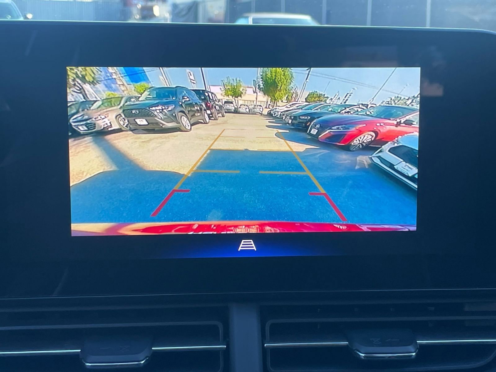 Thumbnail: 2025 Chevrolet Trax - 17