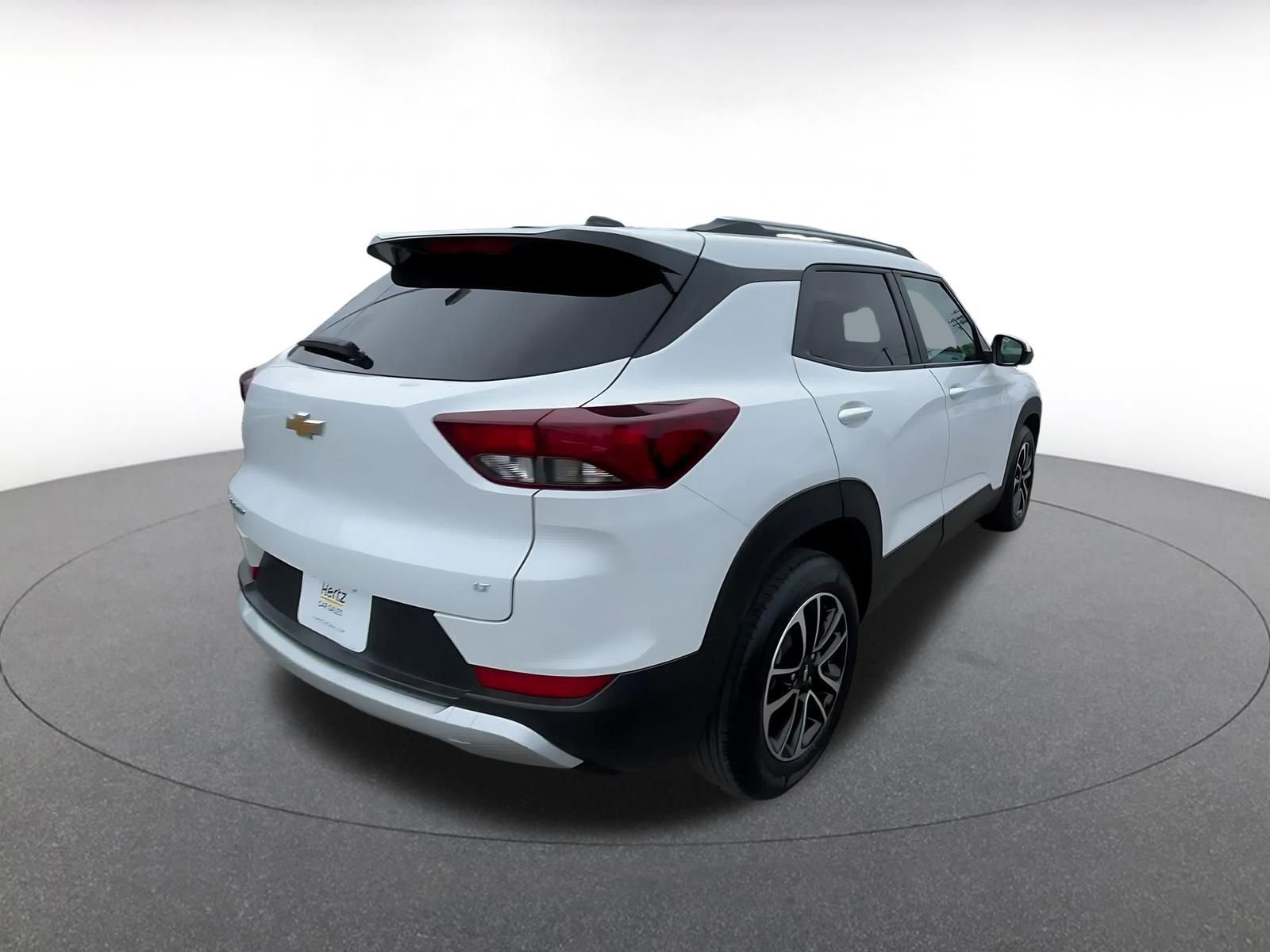 Thumbnail: 2025 Chevrolet TrailBlazer - 14