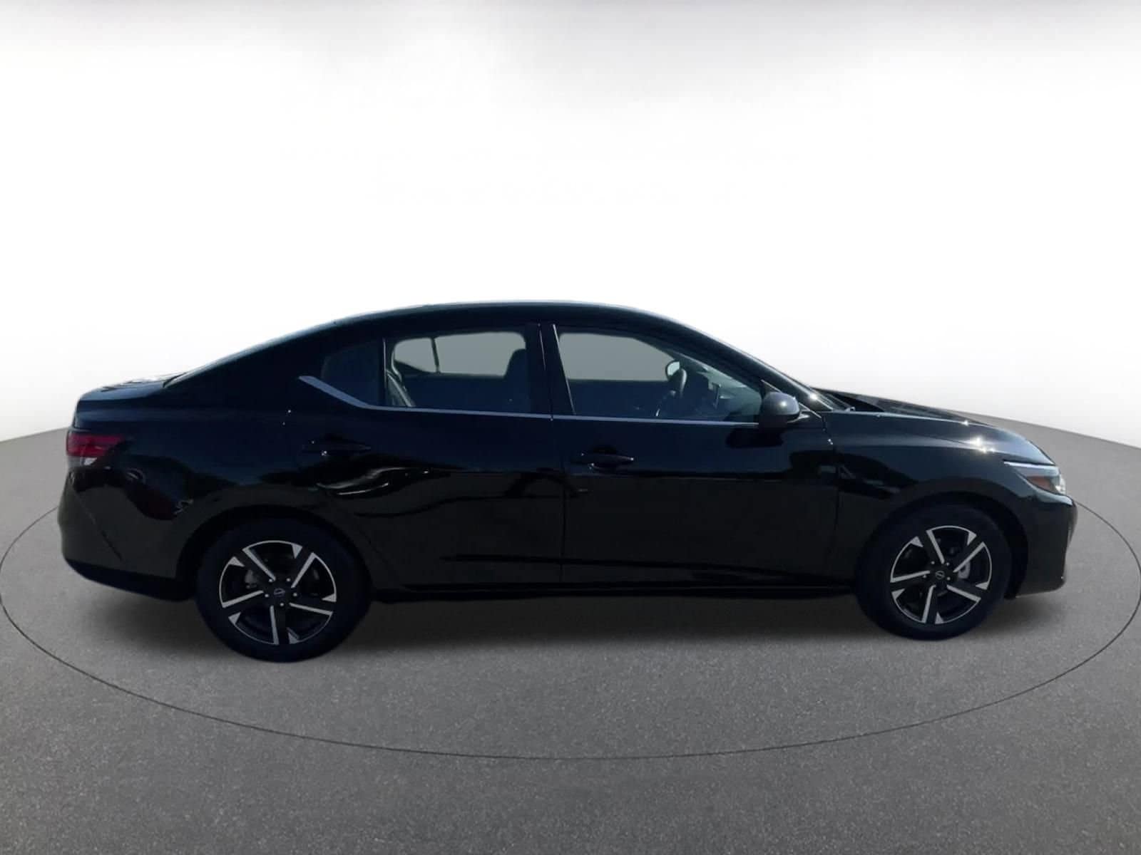 Thumbnail: 2025 Nissan Sentra - 16