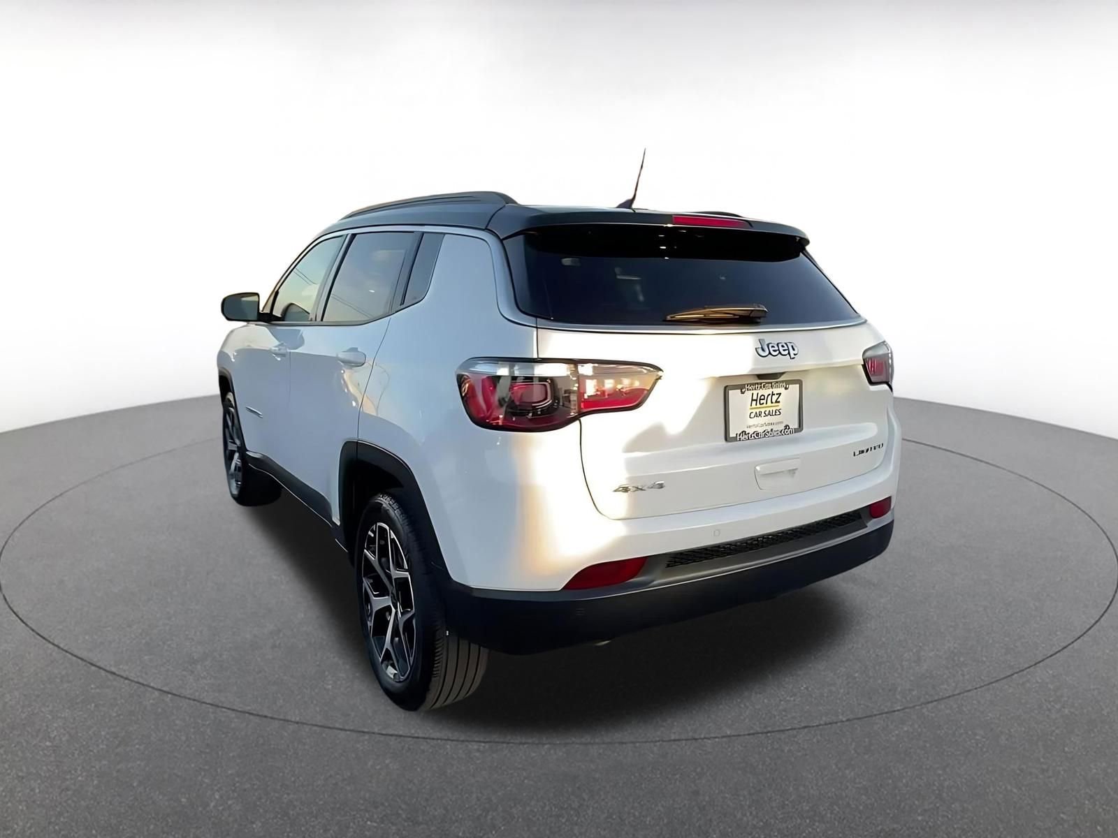 Thumbnail: 2025 Jeep Compass - 11