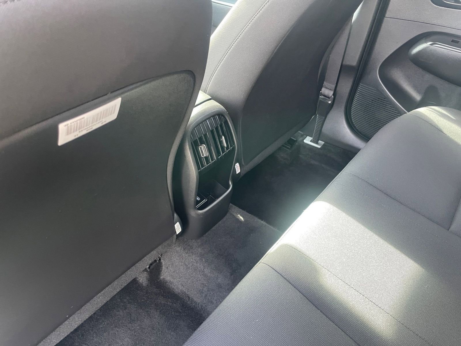 Thumbnail: 2025 Hyundai Kona - 24