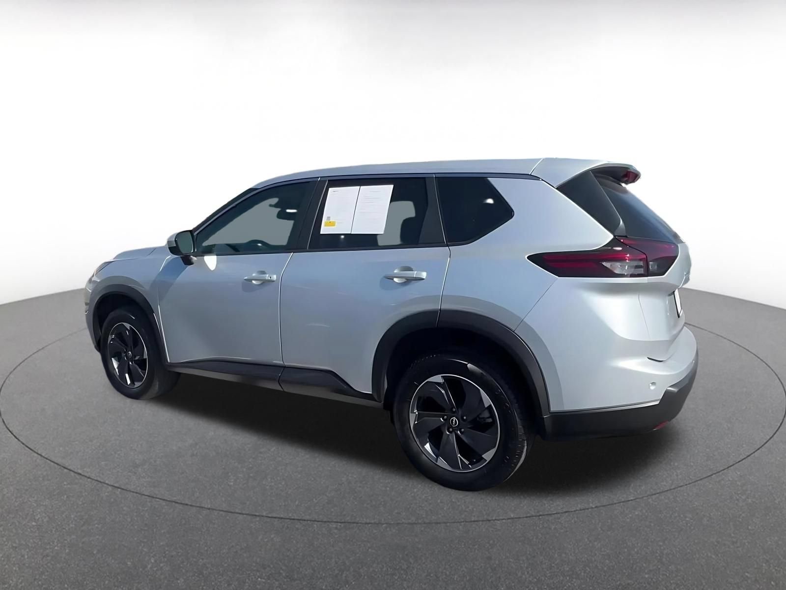 Thumbnail: 2025 Nissan Rogue - 10