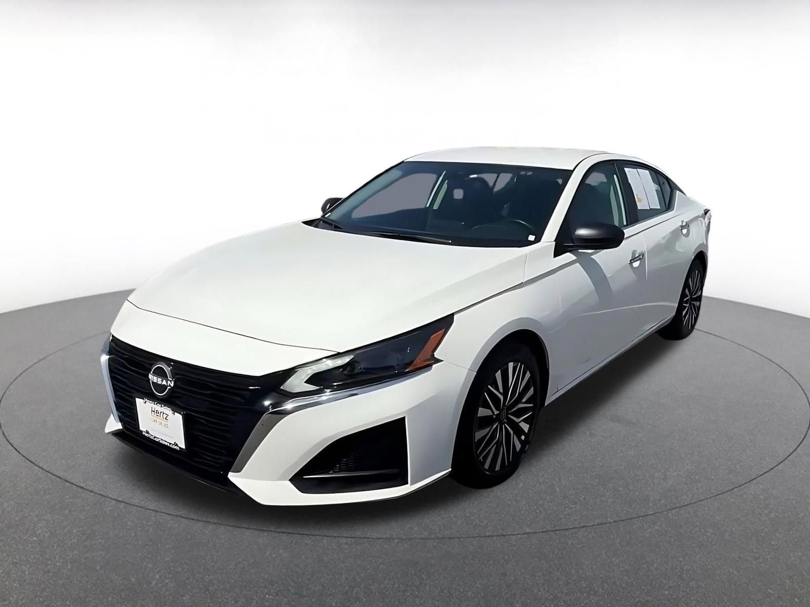 Thumbnail: 2025 Nissan Altima - 7