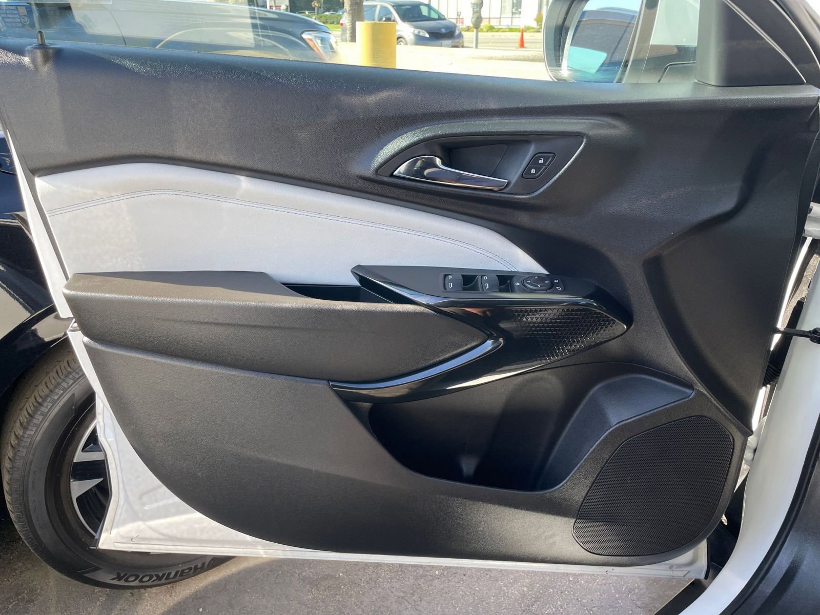 Thumbnail: 2025 Chevrolet Trax - 18