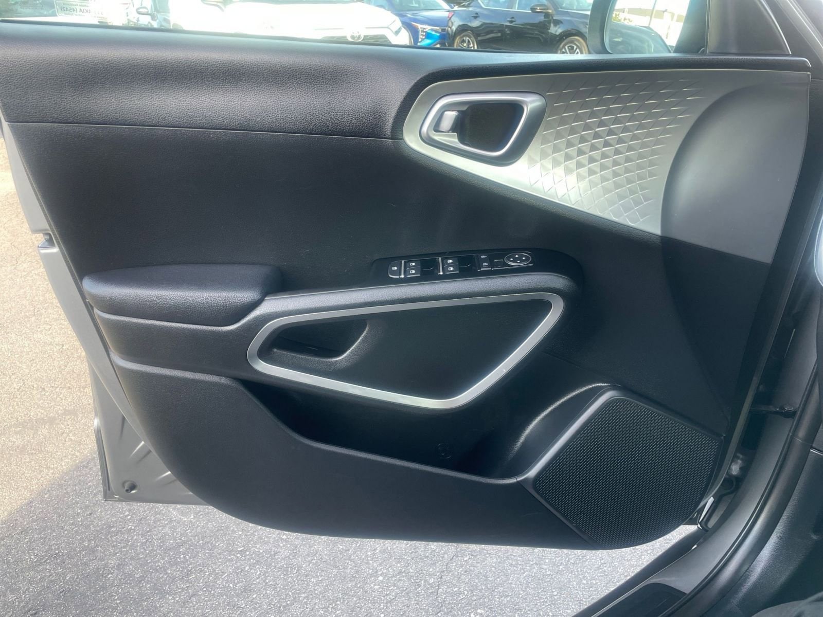 Thumbnail: 2025 Kia Soul - 18