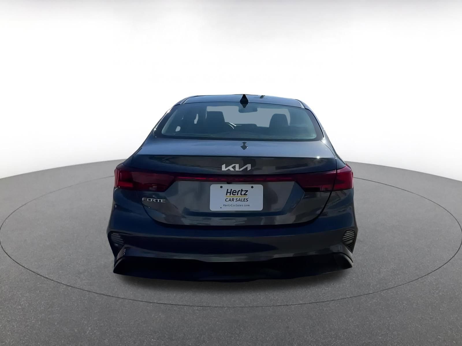 Thumbnail: 2024 Kia Forte - 12