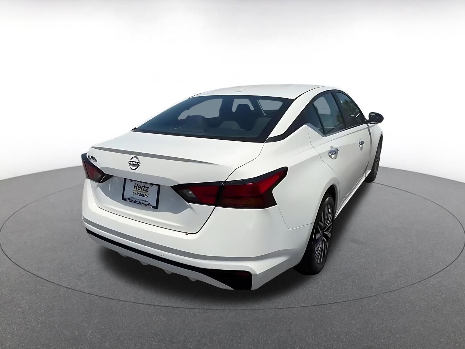 Thumbnail: 2025 Nissan Altima - 15