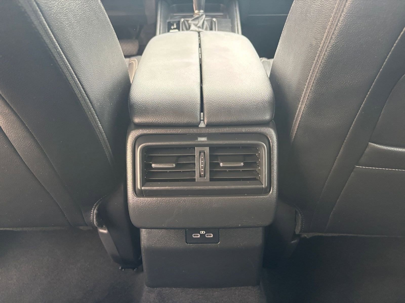 Thumbnail: 2025 Mazda CX-50 - 24