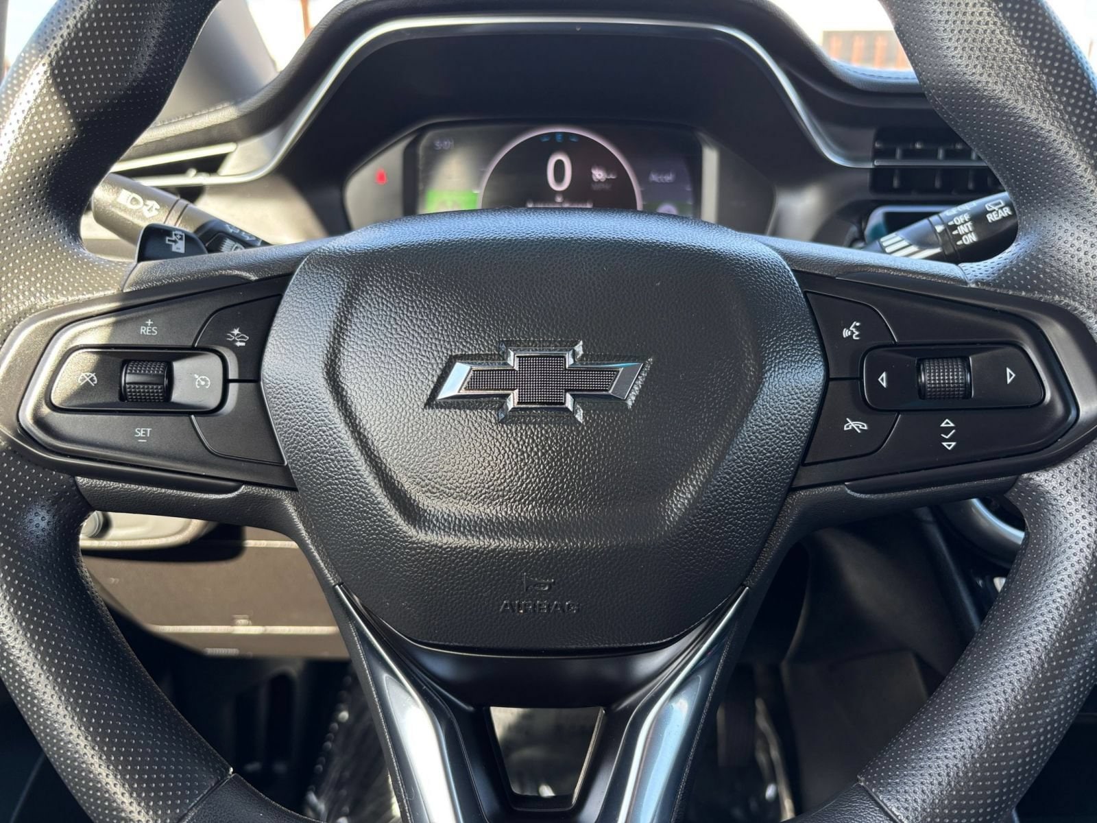 Thumbnail: 2023 Chevrolet Bolt EV - 33