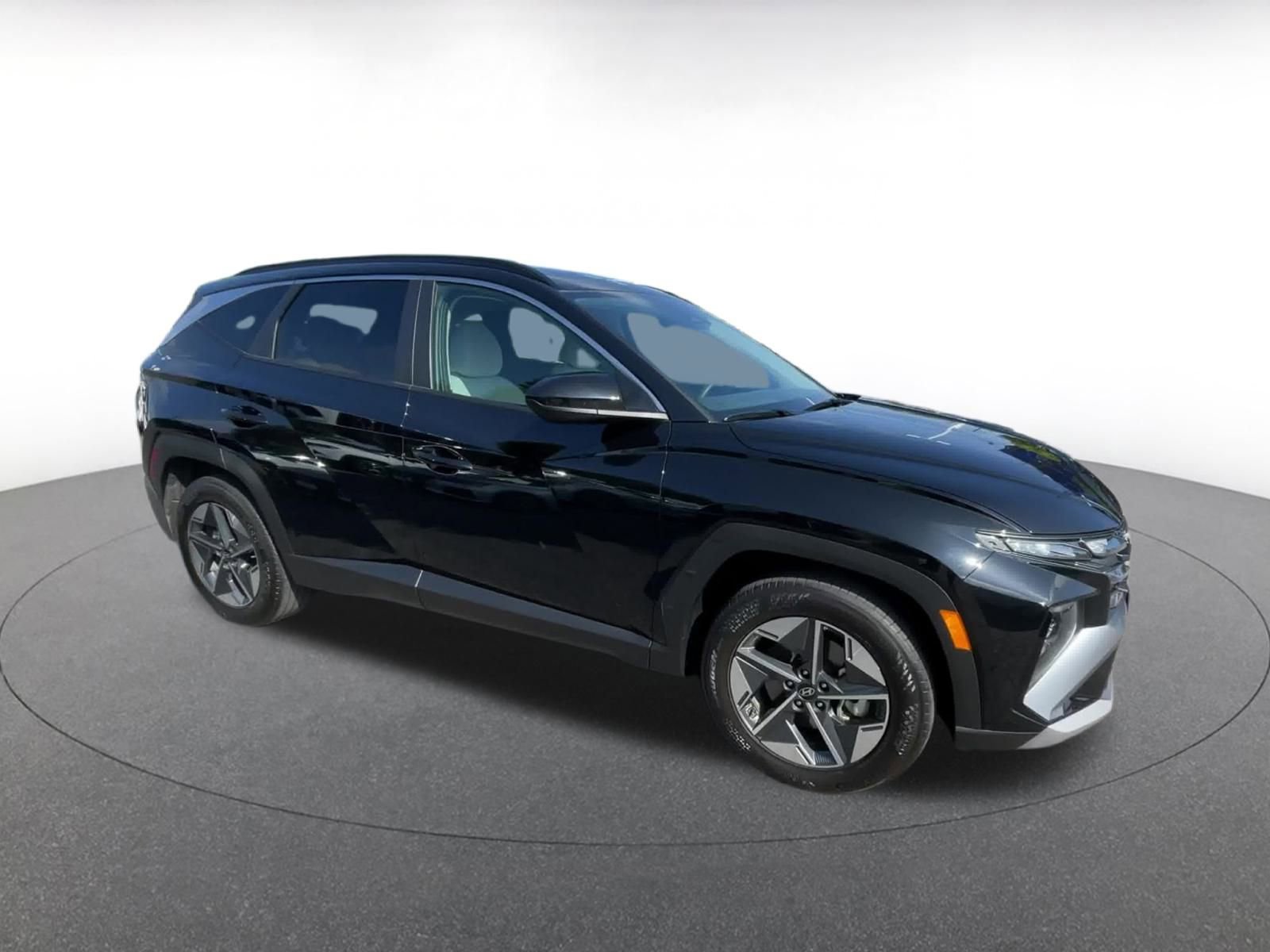 Thumbnail: 2025 Hyundai Tucson - 2