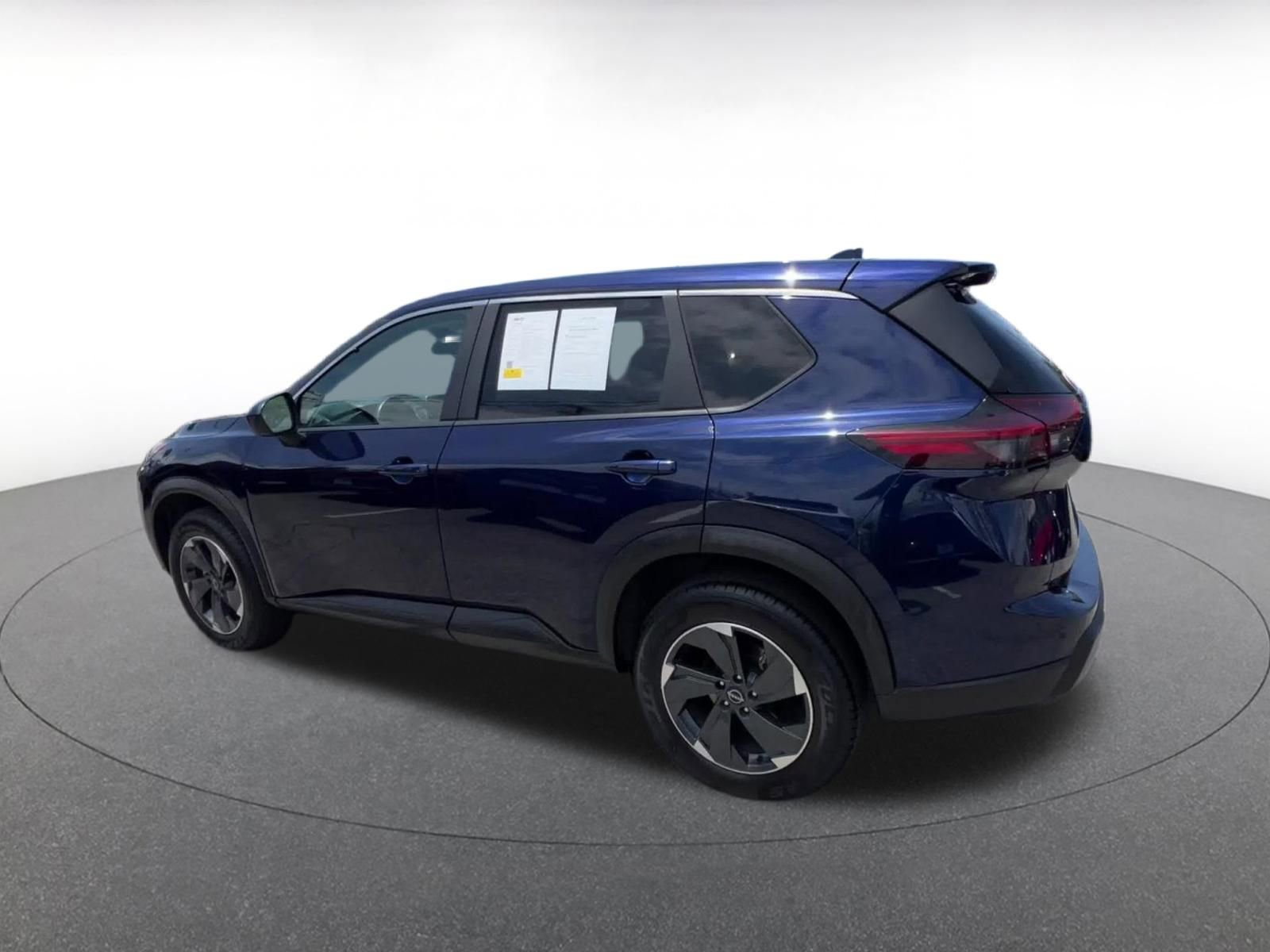 Thumbnail: 2025 Nissan Rogue - 10
