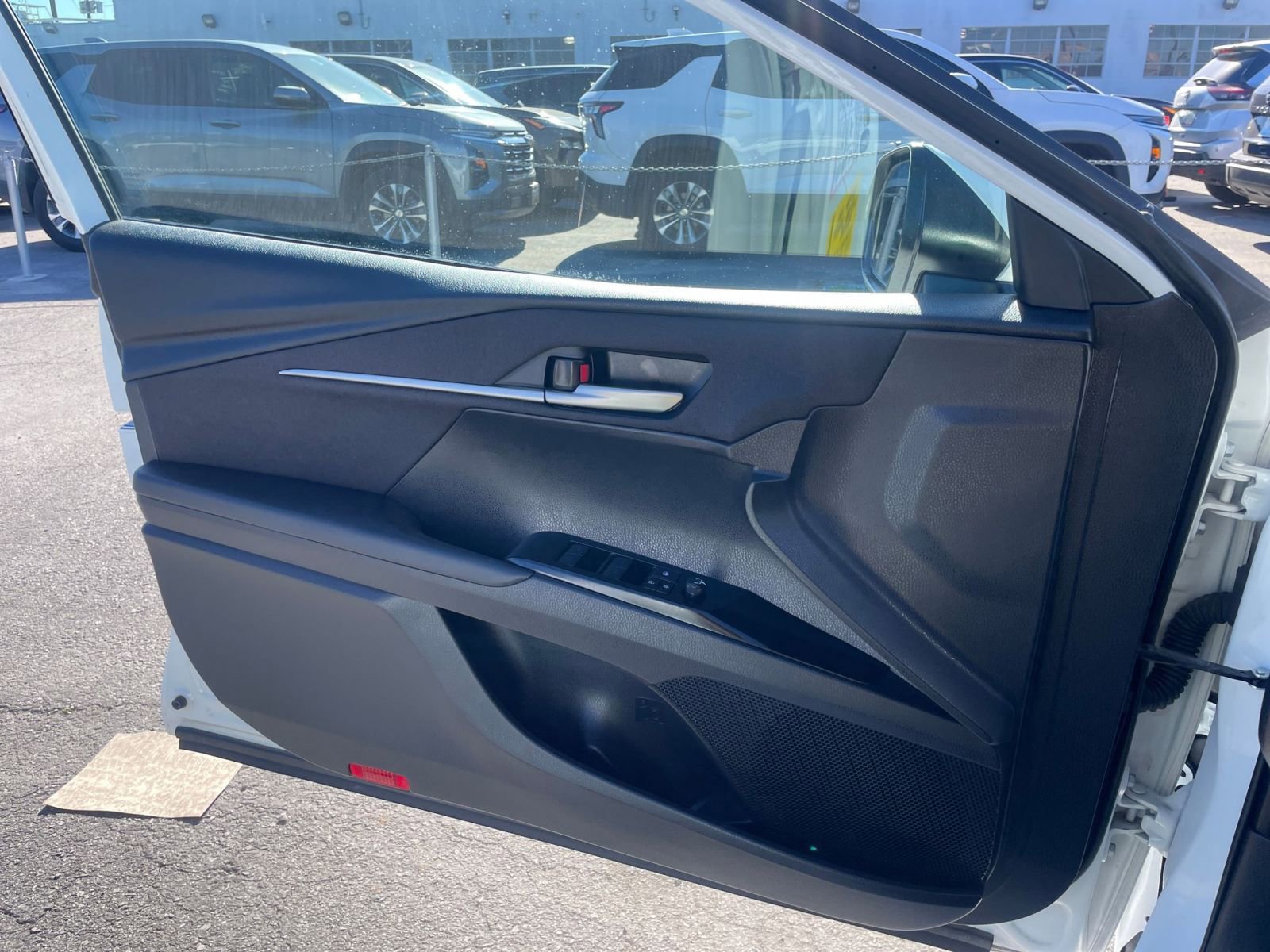 Thumbnail: 2025 Toyota Camry - 20