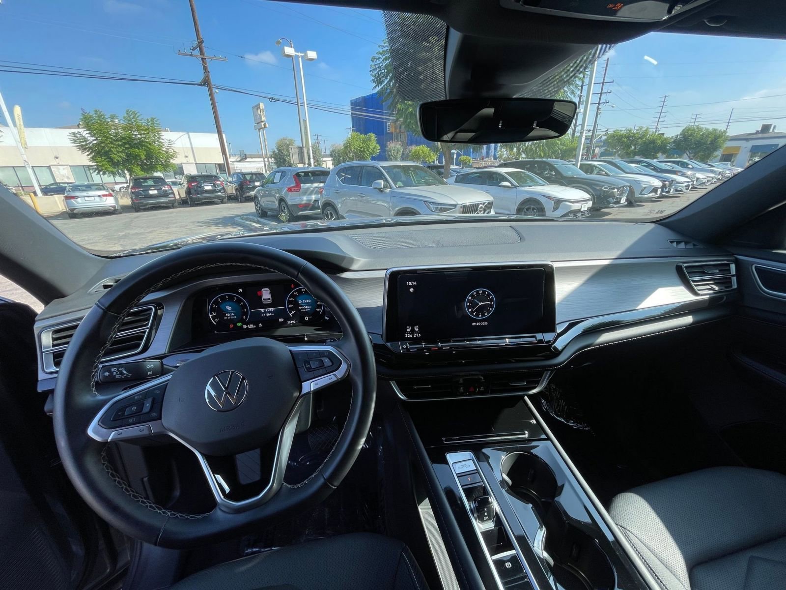 Thumbnail: 2025 Volkswagen Atlas - 33