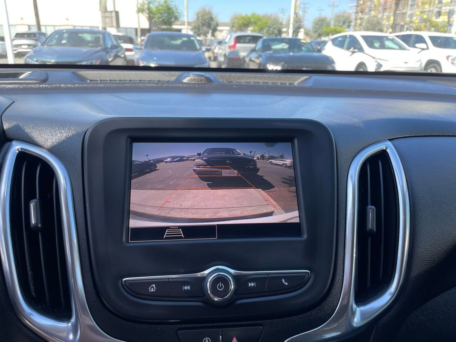 Thumbnail: 2024 Chevrolet Equinox - 17