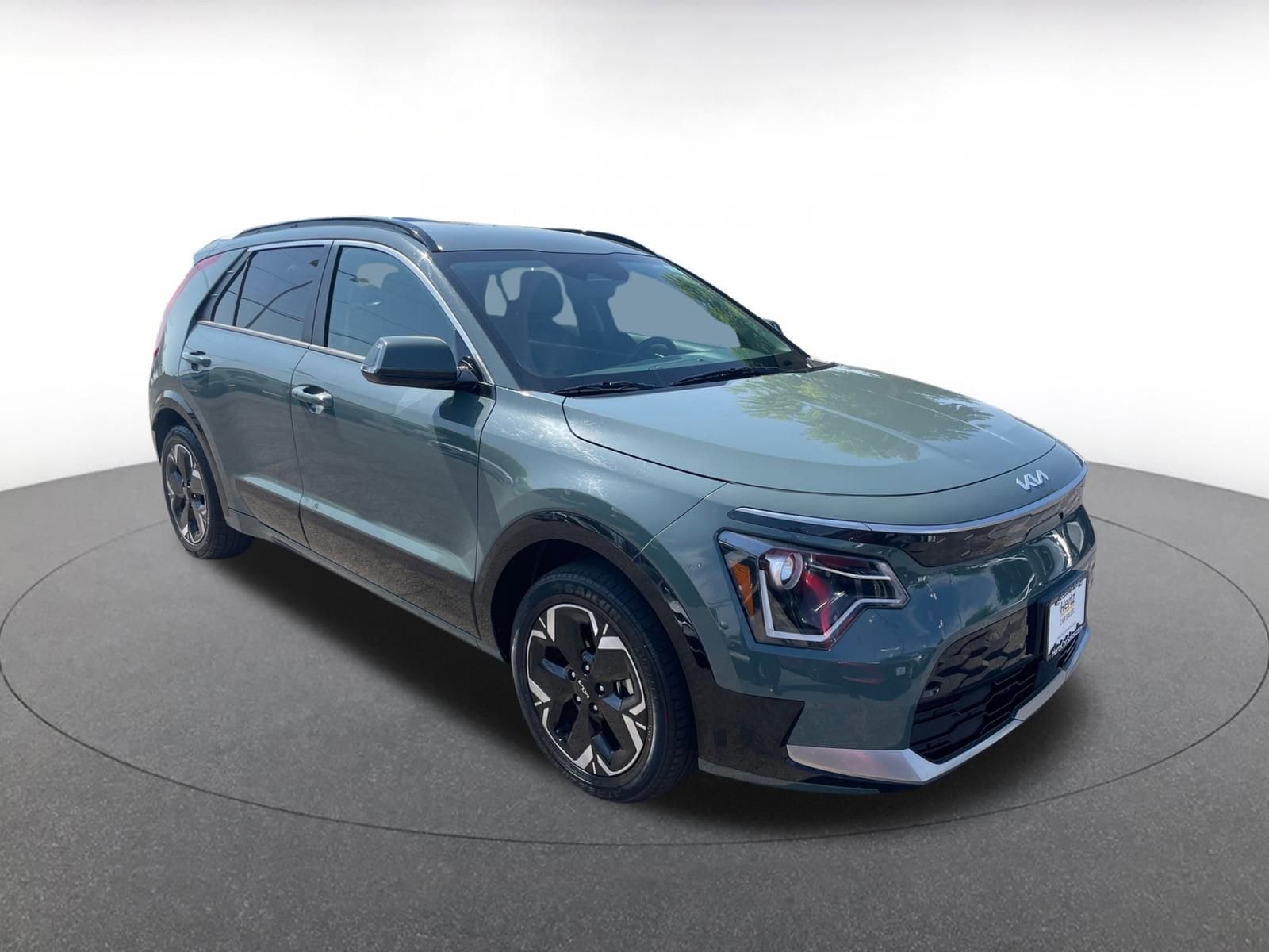 Thumbnail: 2023 Kia Niro - 1