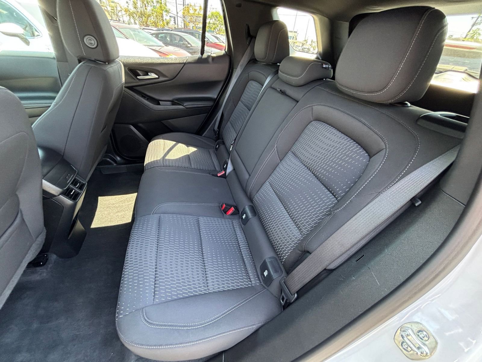 Thumbnail: 2025 Chevrolet Equinox - 25