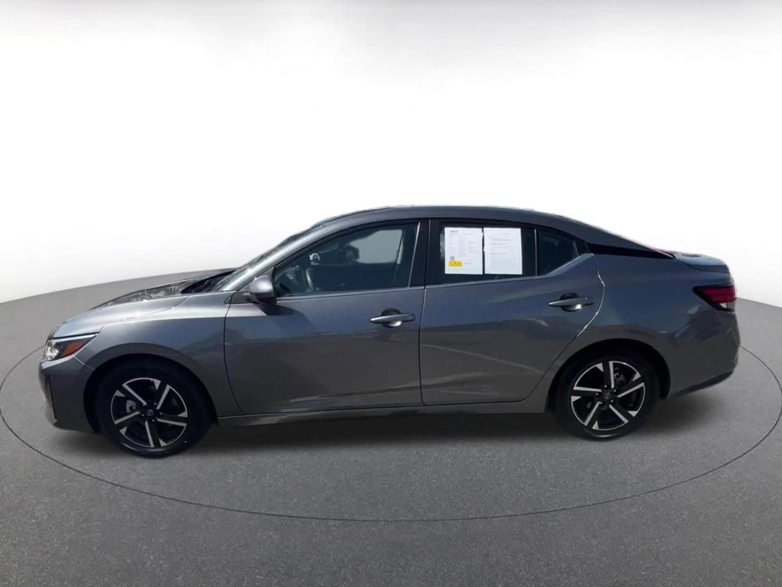 Thumbnail: 2025 Nissan Sentra - 9